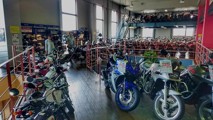 バイク屋.jpeg